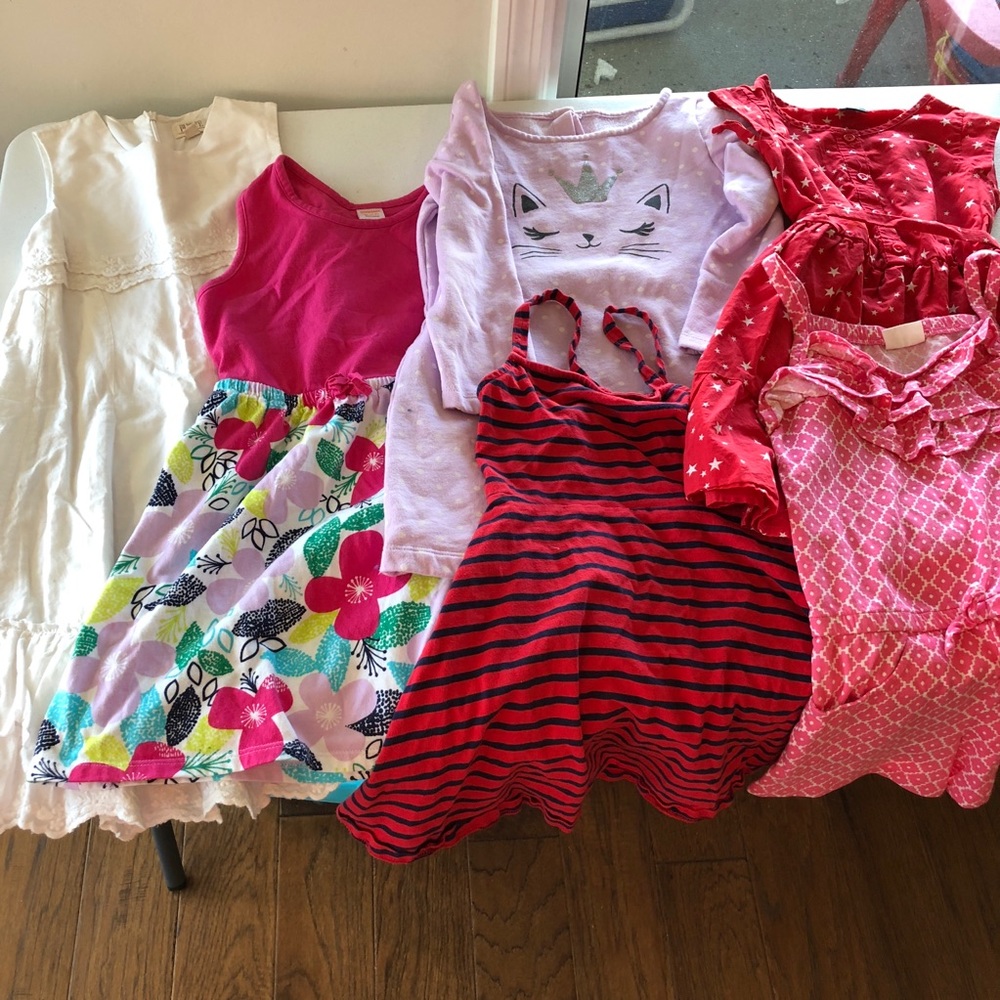Bundle of 6 dresses and 1 romper